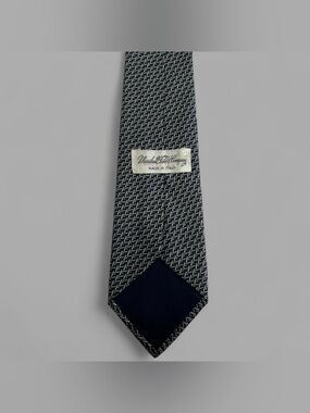 Vintage 70’s Marshall Field’s 100% Pure Silk Made In Italy Casual Preppy Tie